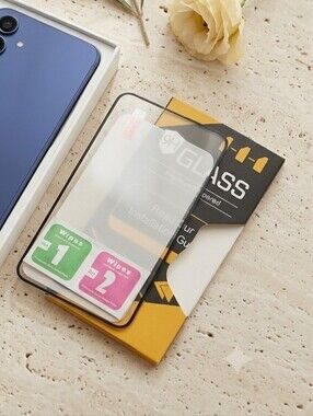 NIB Premium 6.7" Tempered Glass Screen & Camera Lens Protector Kit | Samsung